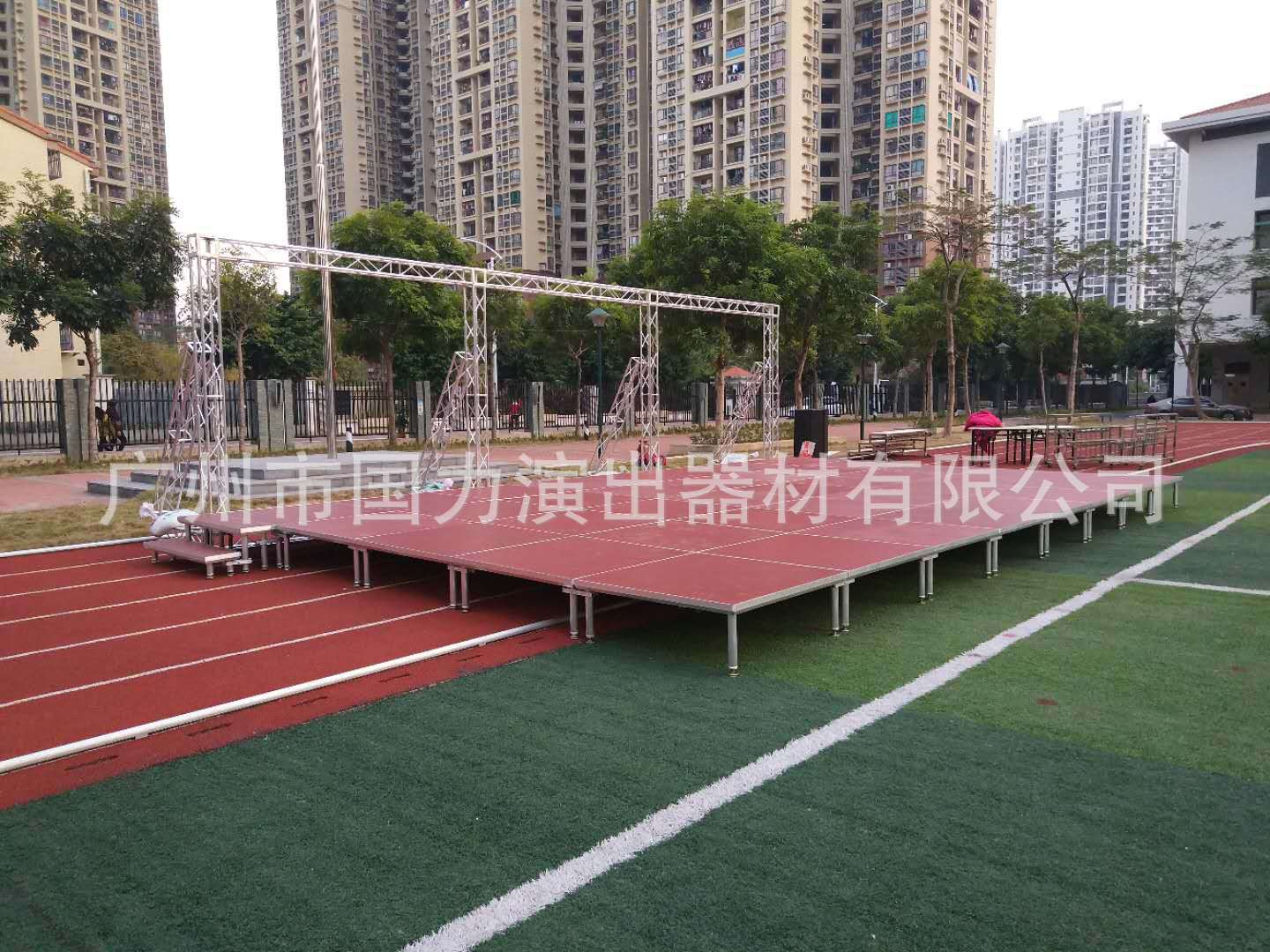 工厂直供简易学校专用舞台架子临时跳舞台走秀t台新款活动舞台