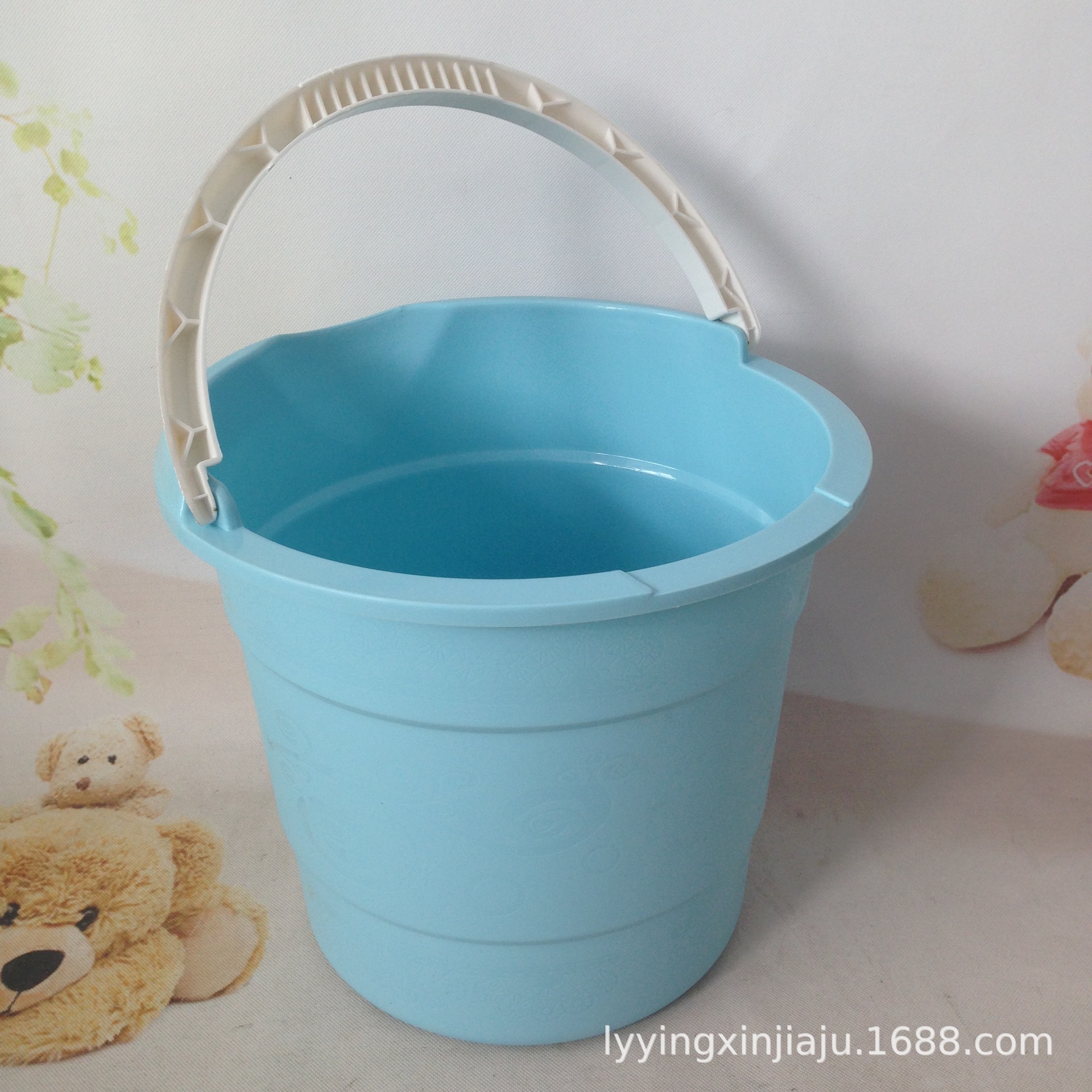 厂家货源家用塑料提水桶加厚环保塑料桶水缸多功能创意手提洗车桶
