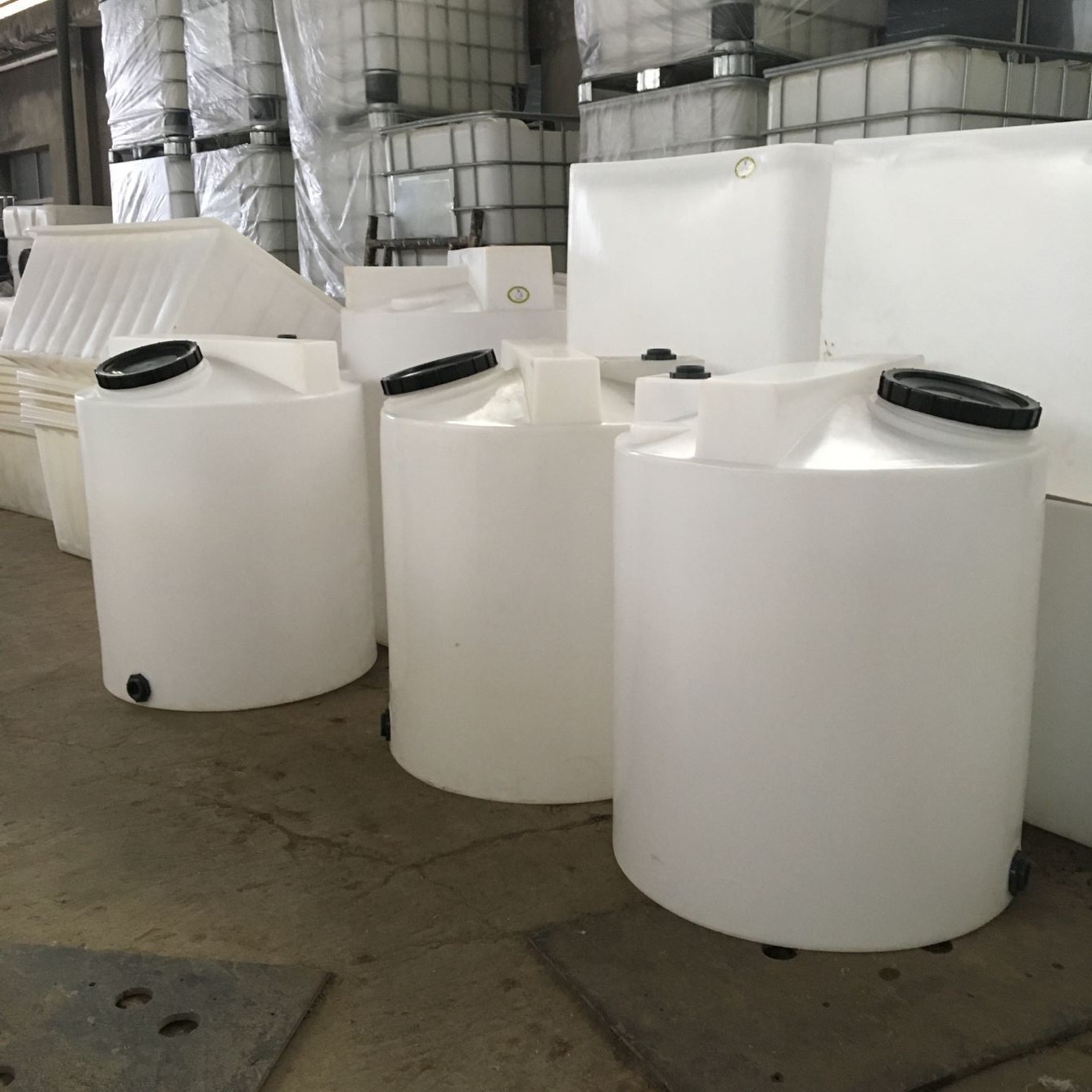 厦门厂家批发优质pe加药箱500l加厚立式塑料搅拌桶加药桶装置