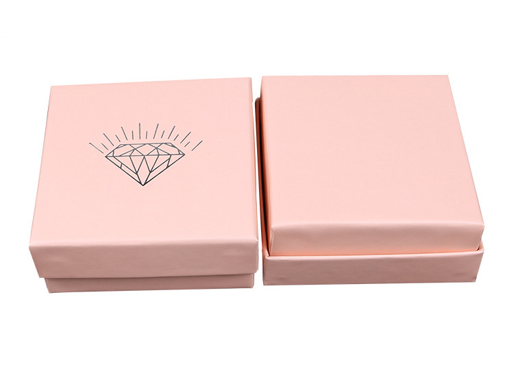 新款粉色钻石戒指盒带海绵小礼品包装盒饰品盒时尚首饰盒厂家批发