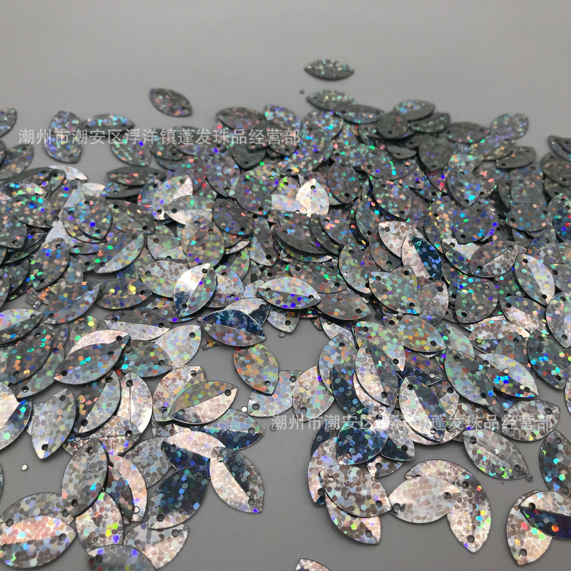 厂家直销9*16马眼形镭射银底亮片pvc珠片电脑绣片手缝塑料片