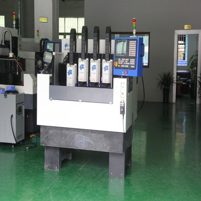 深圳数控精雕机床分期付款全新小型高精度雕刻机 4头精雕机