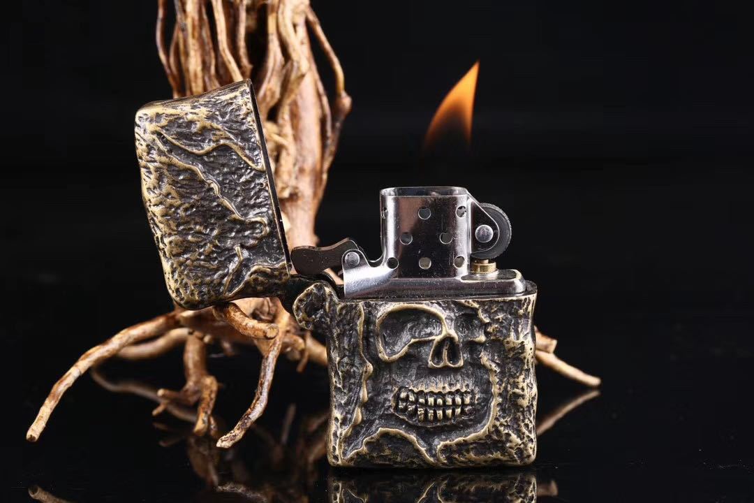 工厂直销古铜款骑士施特林风格煤油打火机手工打火机