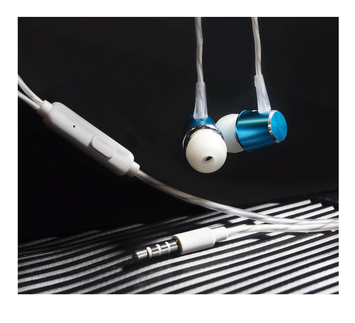 dudao/独到x4s/x4a耳机45度入耳重低音通用线控手机金属耳塞耳唛