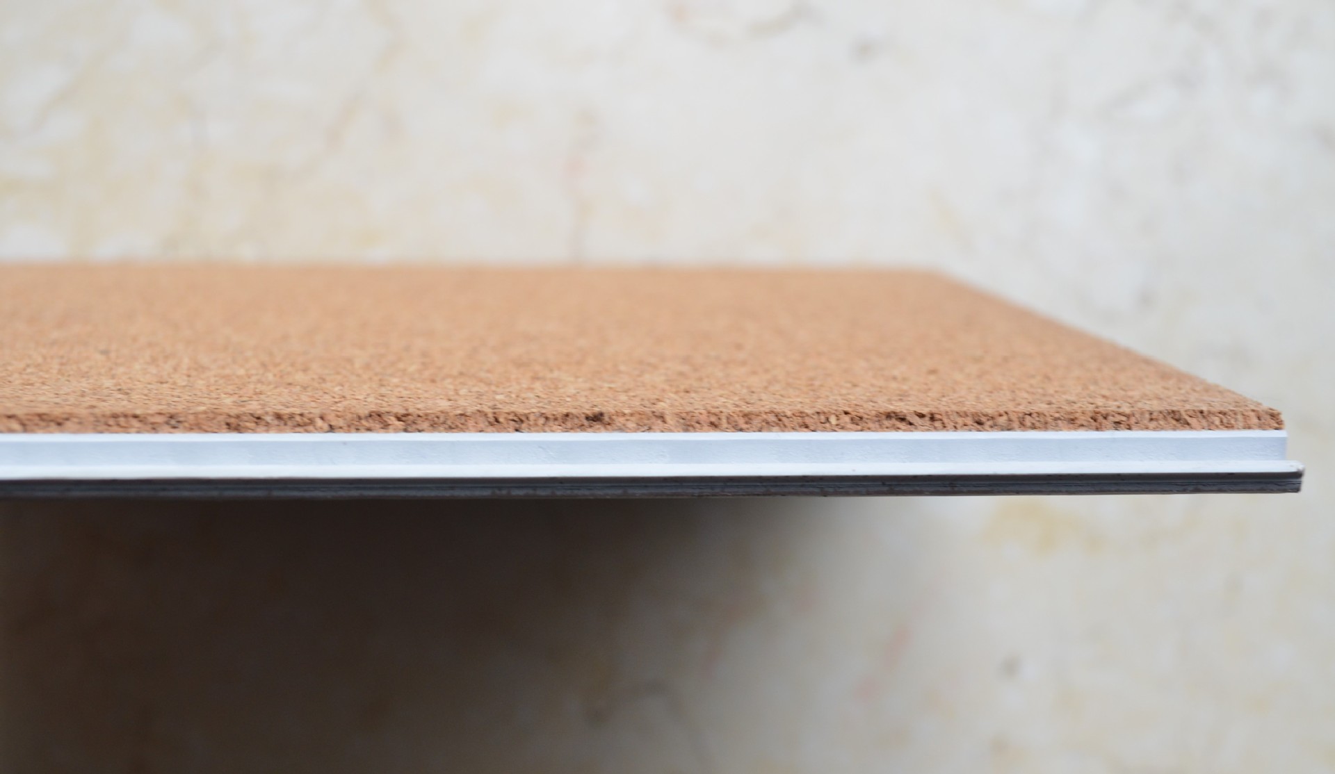 锁扣静音地板5.2mm 带软木垫 静音 阻燃 环保 spc石塑锁扣地板