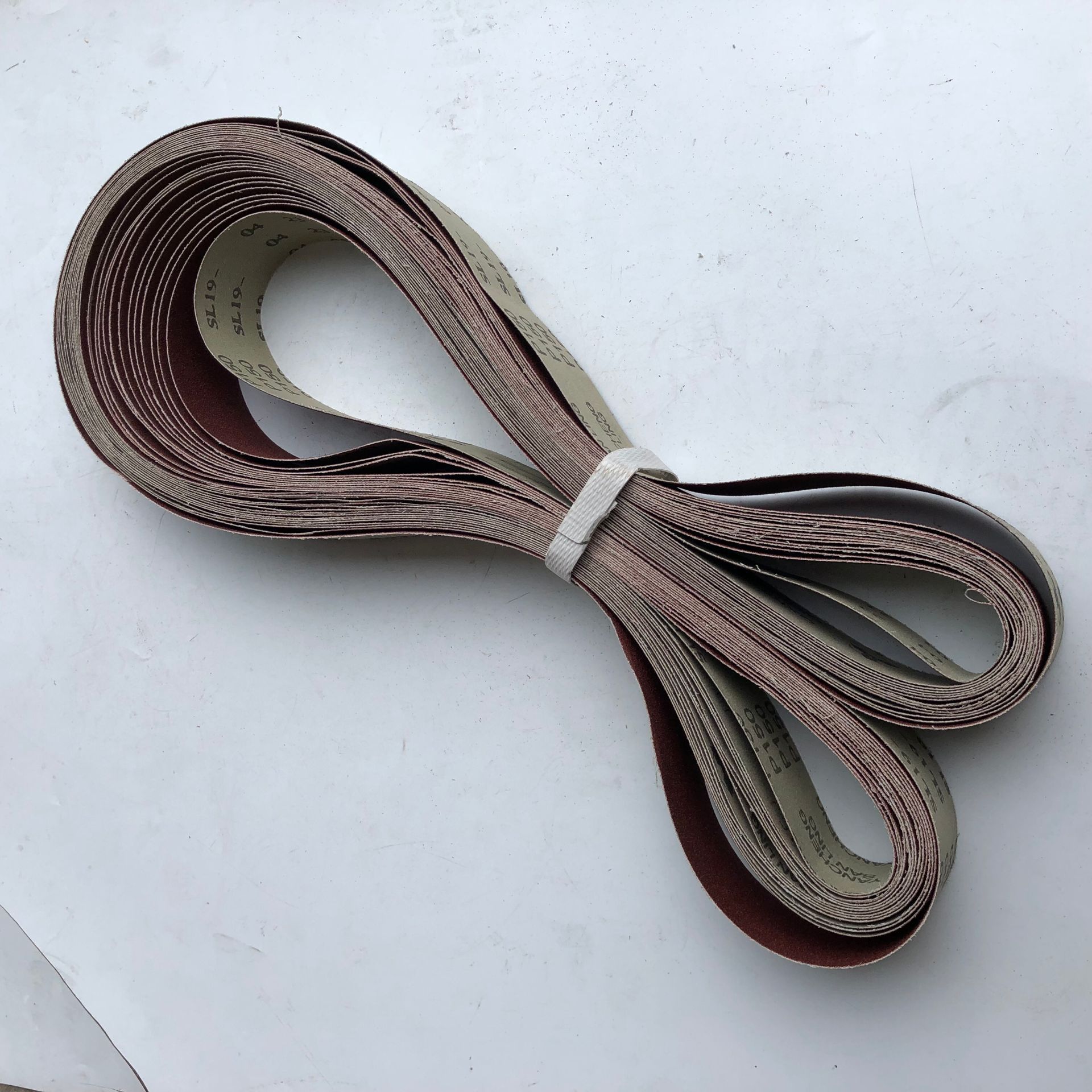 2100*50金属拉丝带 氧化铝打磨砂带 三菱gxk51-b砂布砂带