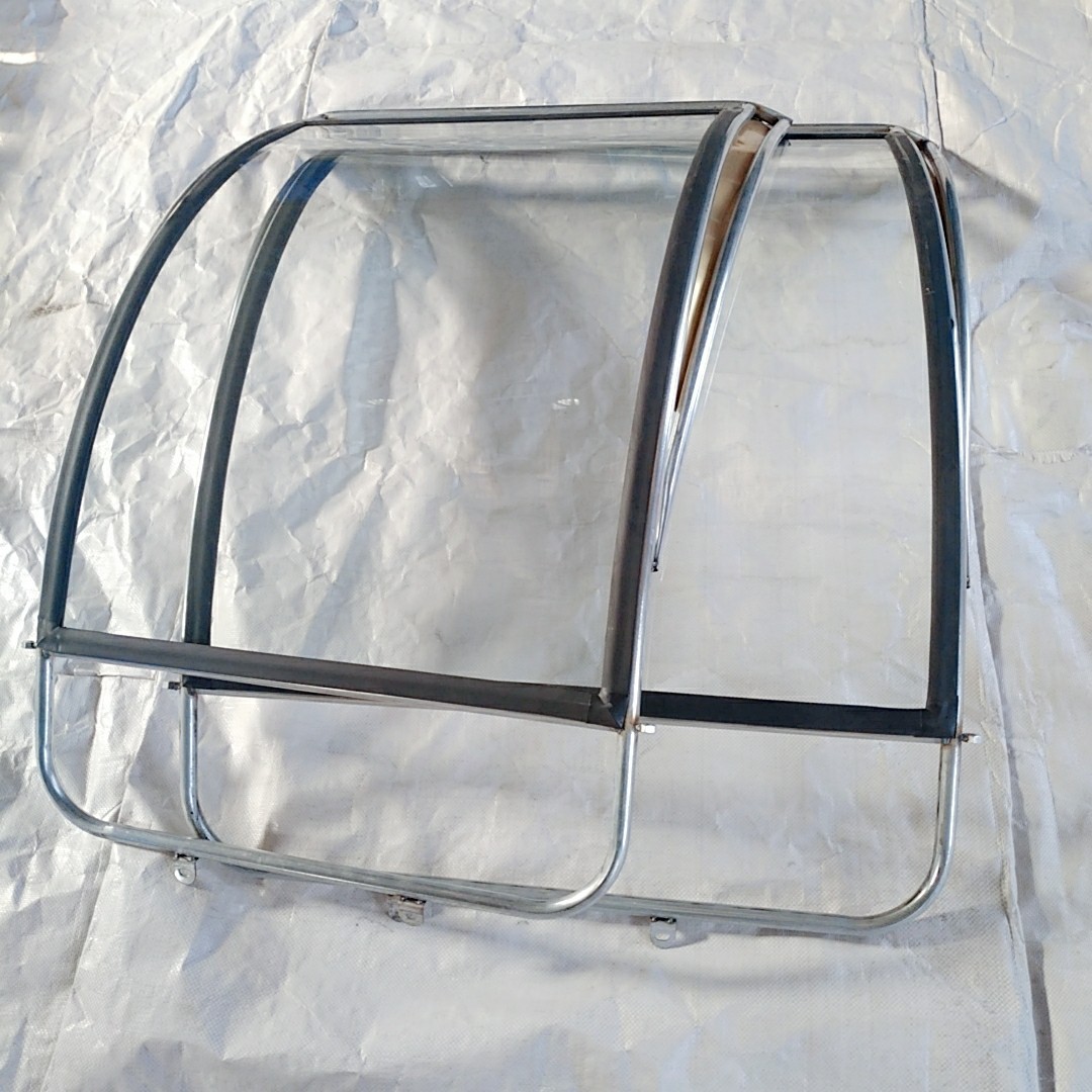 三轮车挡风玻璃 三轮车配件 遮阳棚?