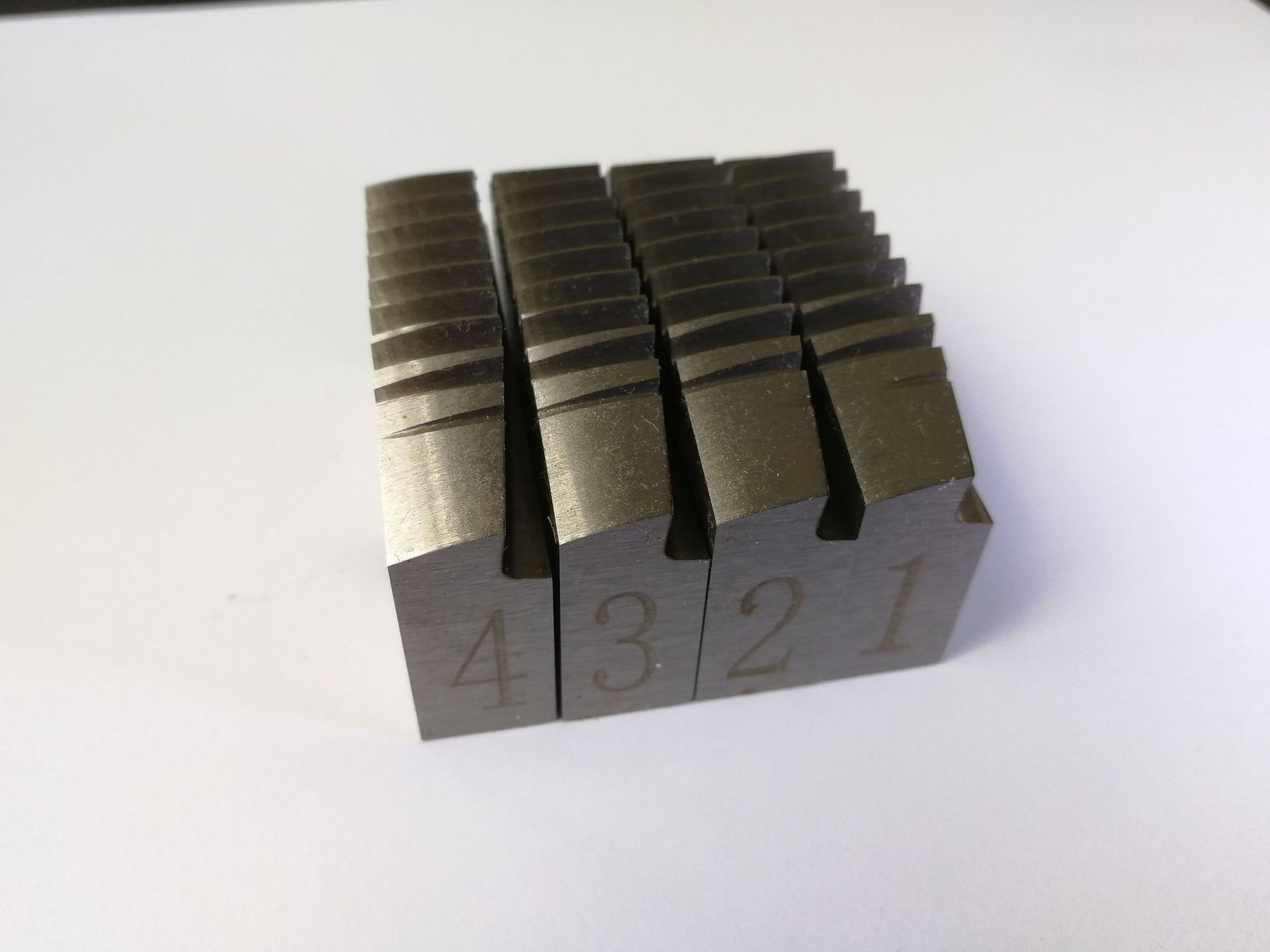 建筑梳刀片 廊工工具厂家现货供应精准螺纹规格齐全螺纹梳铣刀片