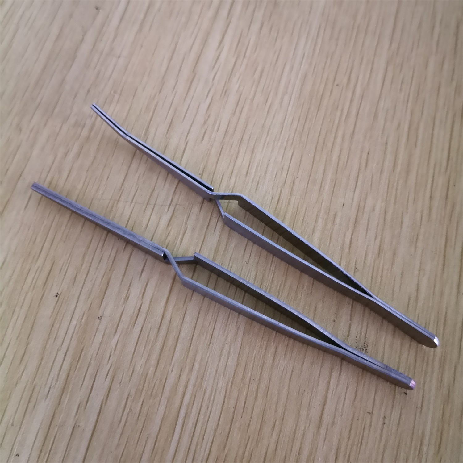 厂家供应不锈钢反向作用镊子钳120mmdiy手工具交叉镊子夹子美甲钳