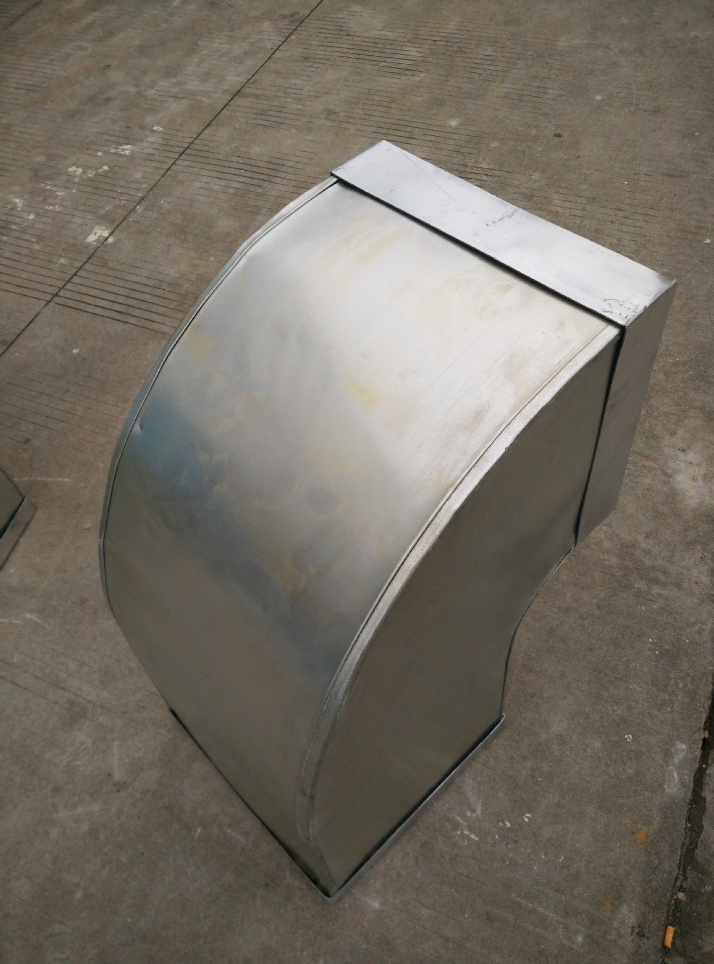 定制白铁皮镀锌不锈钢共板角铁法兰消音风管减噪音吸音弯头消声器