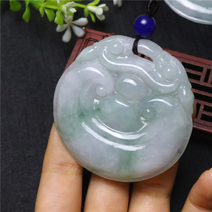 新款天然a货手工雕刻大如意牌吊坠特色挂件玉器批发