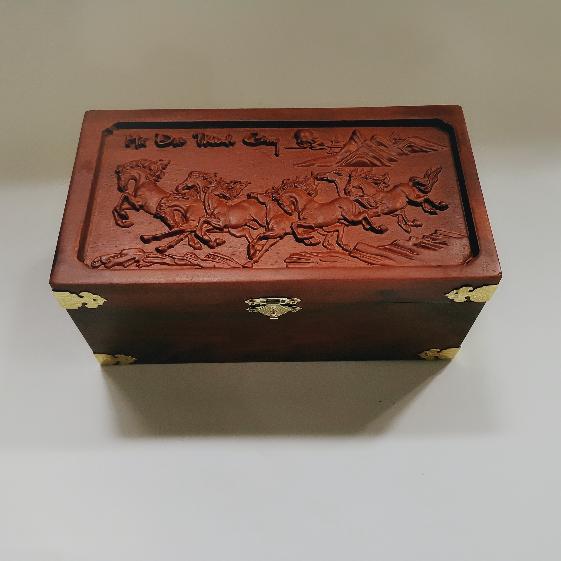 浮雕木盒工厂批发花梨木瓷器包装盒定制古董收藏盒可定制-阿里巴巴