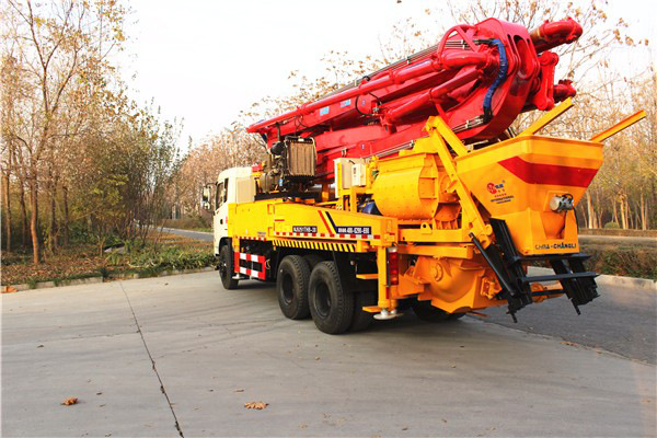 38米混凝土搅拌泵车天泵车农村建筑得力助手