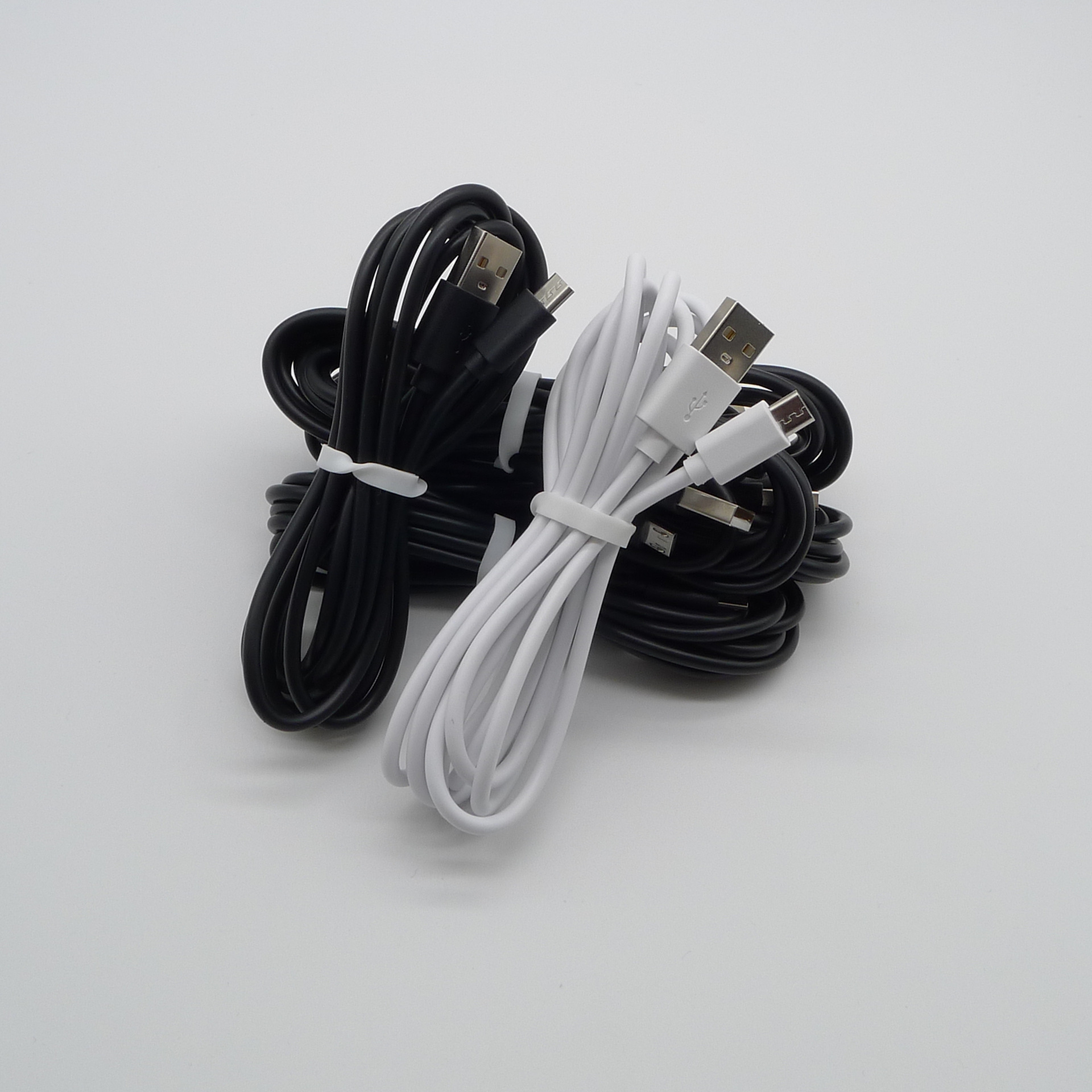 2米注塑micro数据线 3a安卓智能手机v8数据线 3a线材充电传输线