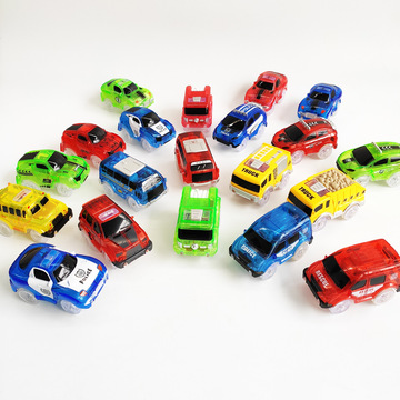 直销3件装汽车轨道玩具小车 夜光电动赛车带灯配件兼容多种赛道