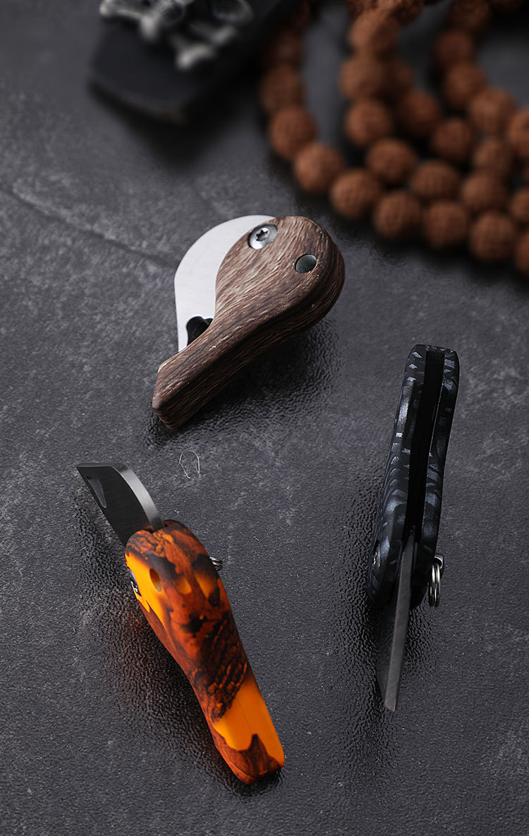 创意心型迷你小刀户外edc工具钥匙刀袖珍折叠刀随身挂扣口袋刀