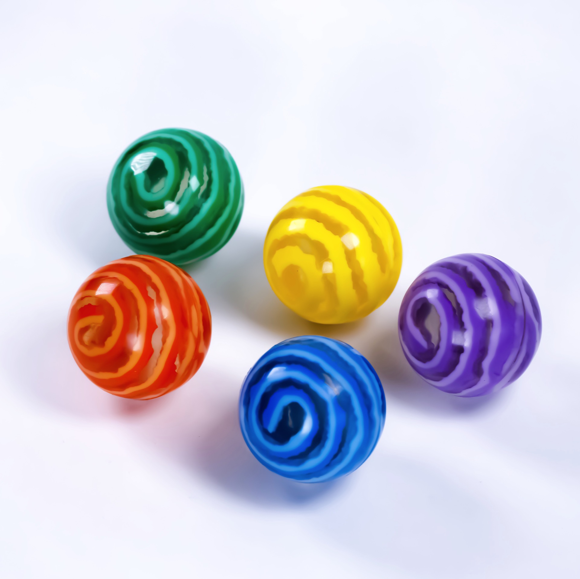 供应45mm各类透明备料球 彩圈弹力球儿童玩具