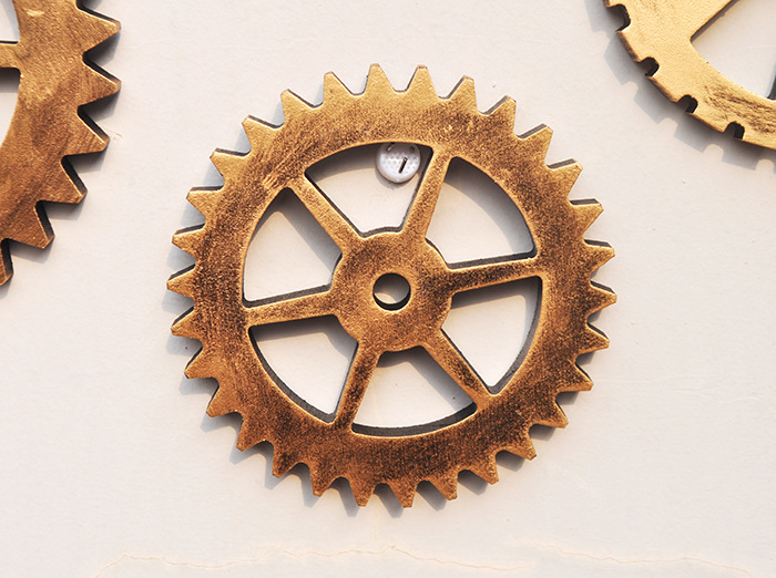 工业风格木质工艺品18cm迷你金色齿轮壁饰酒吧艺术办公室齿轮壁挂