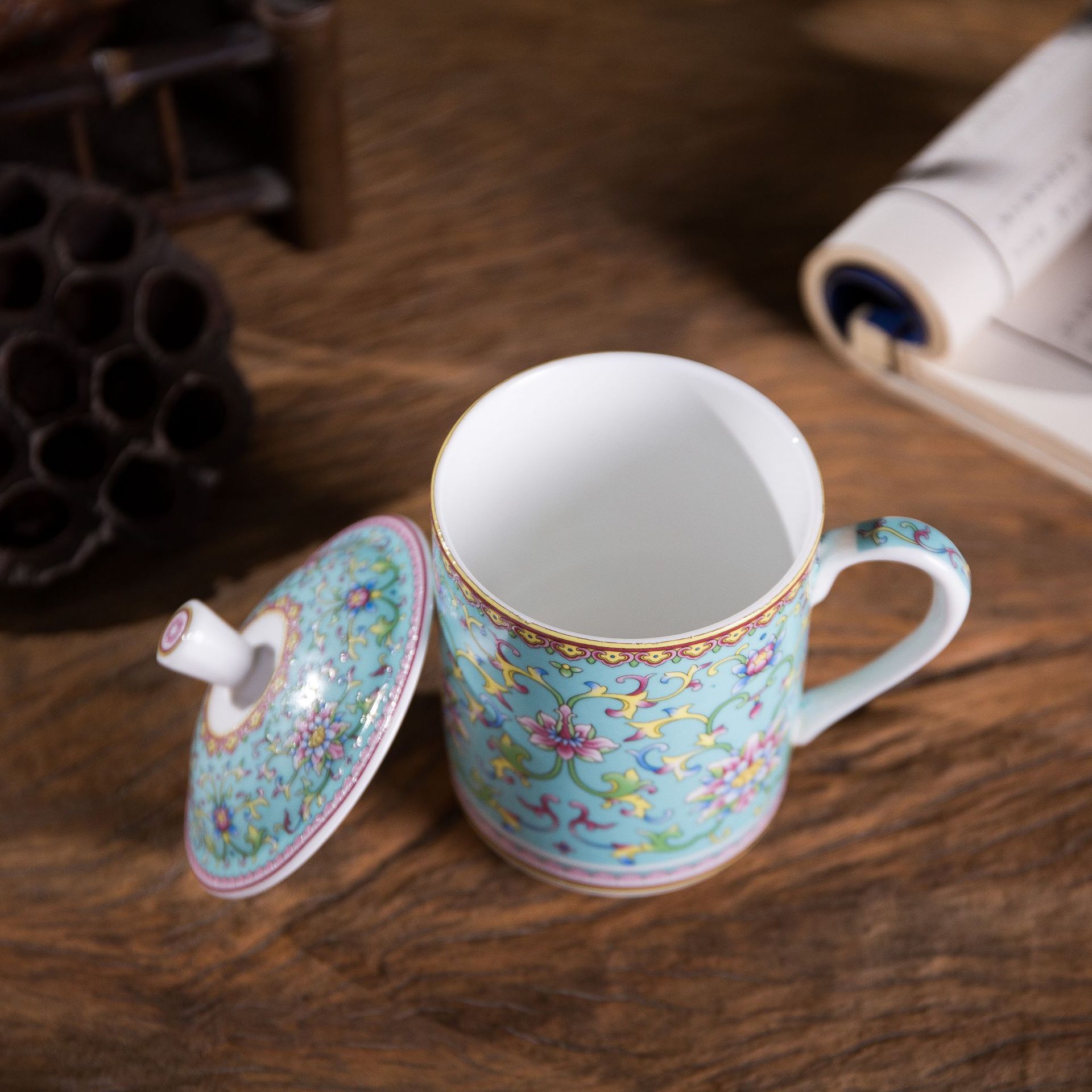 Jingdezhen Ceramic Enamel Bone China Tea Cup with Lid Pastel Office Cup Palace Style Tea Cup Meeting Gift Cup