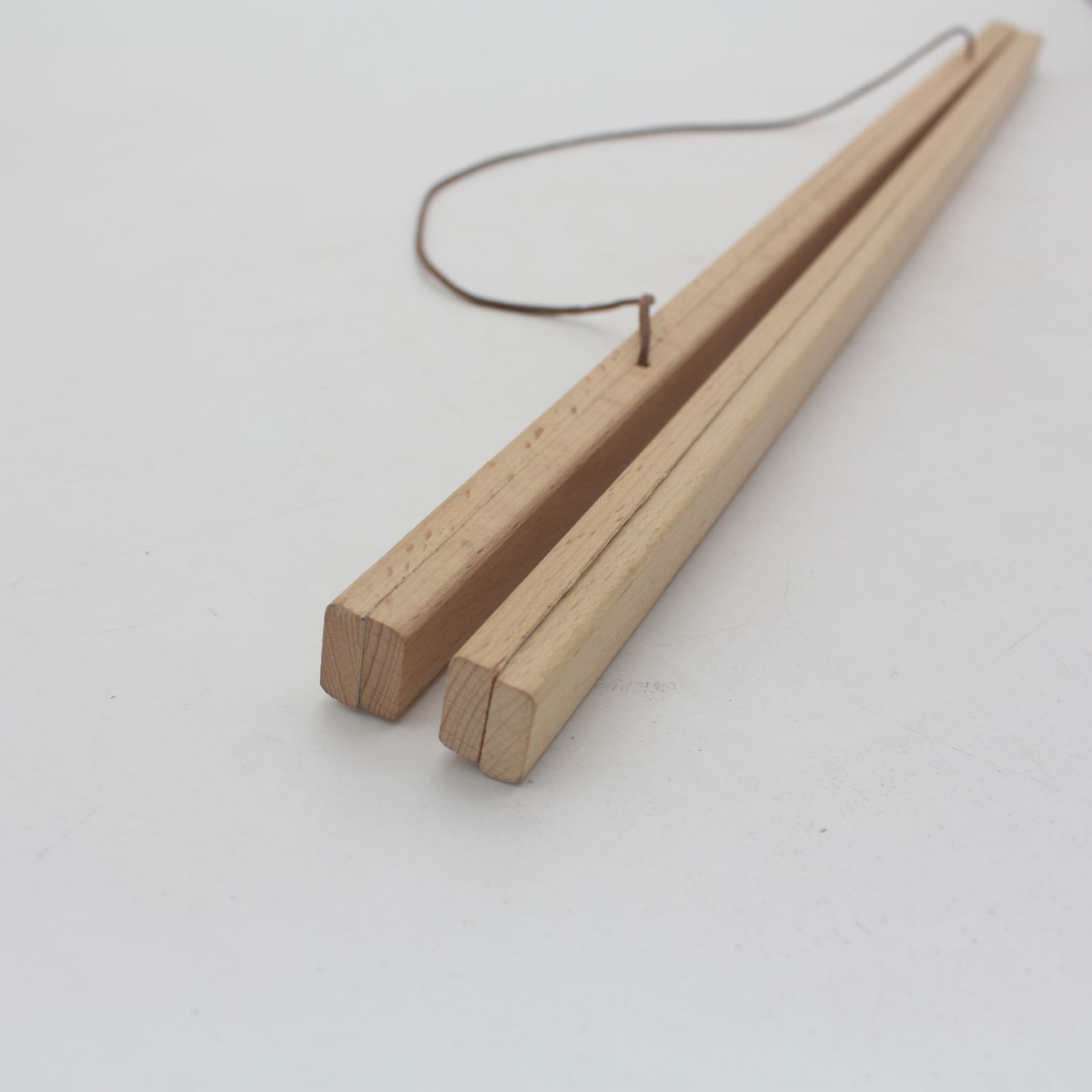 创意照片海报实木挂轴装饰画挂轴杆diy实木磁性挂画轴可吸塑包装