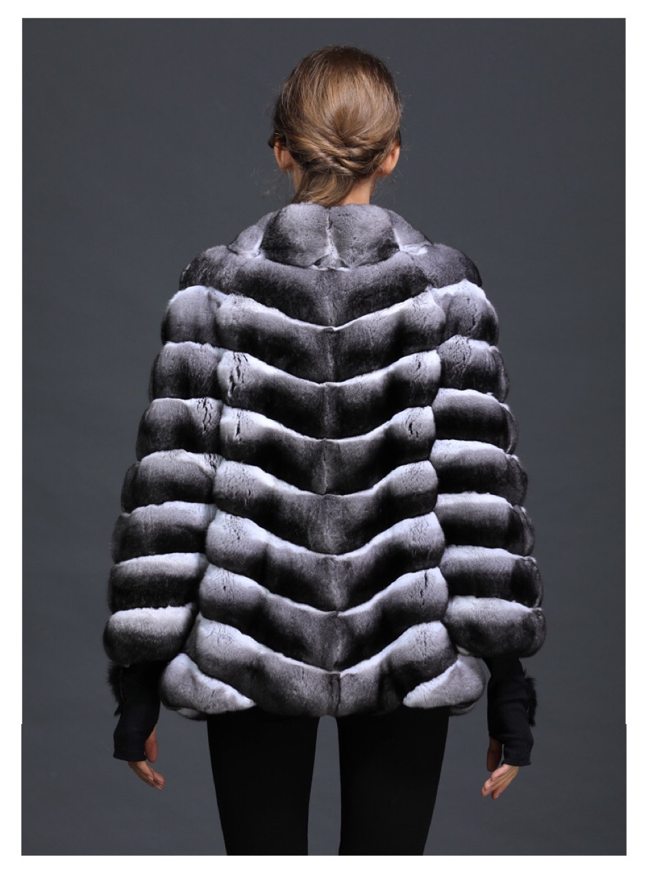 原色青紫蓝龙猫栗鼠黑丝绒短款通勤皮草外套大衣女2019新高端定制