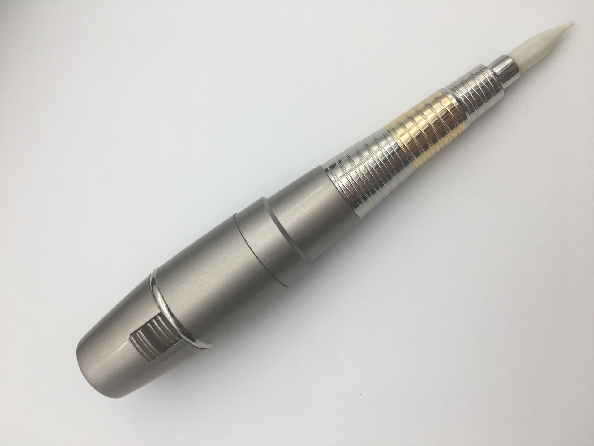 台湾免敷麻玫瑰金欧美纹绣机 g-8650眼线唇纹绣机纹绣半永久机器