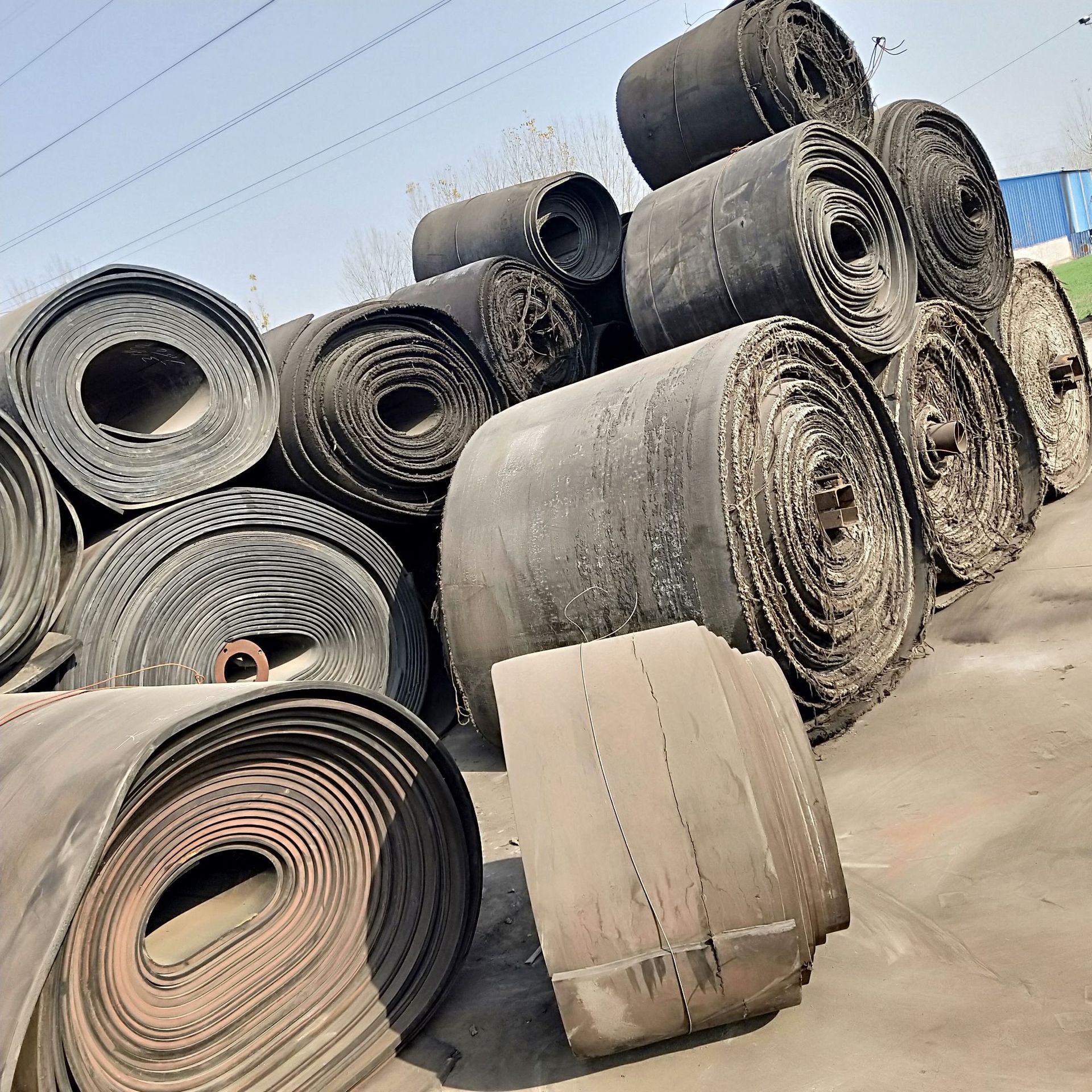 厂家直销可定制 耐磨尼龙传送带 废旧铺地输送带二手输送带工业带