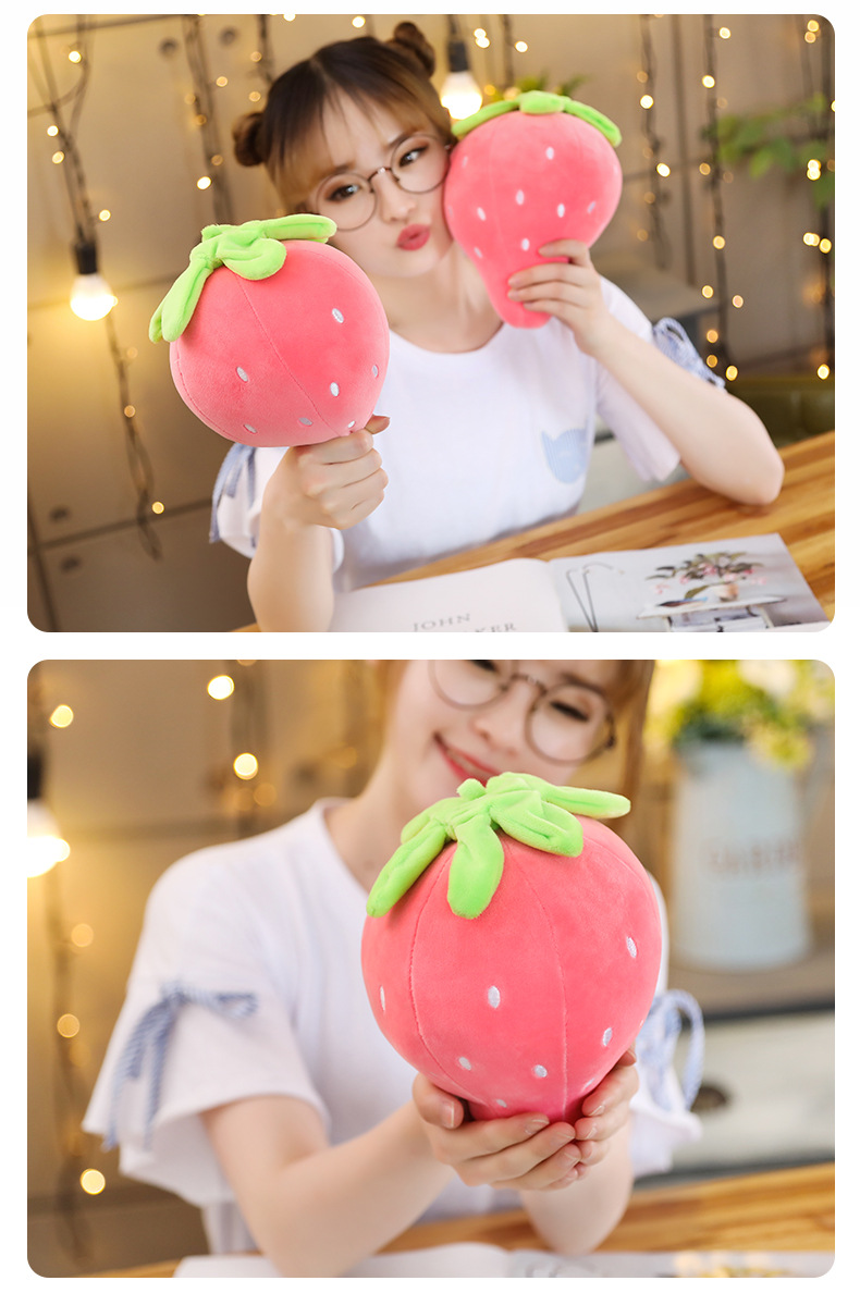 厂家直销软体毛绒玩具新款粉色草莓水果公仔个性毛绒抱枕礼物女生