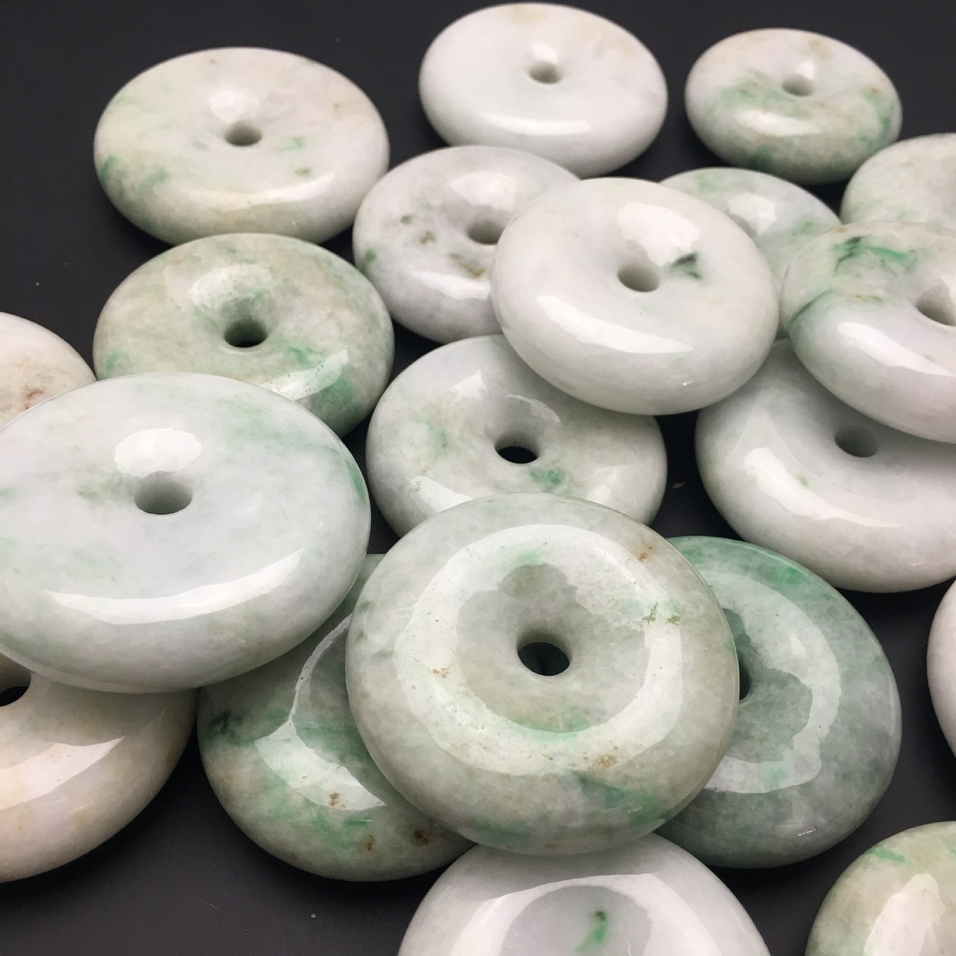 玉扣 豆种料子玉坠缅甸翡翠a货玉石挂件饰品配件玉坠地摊货批发