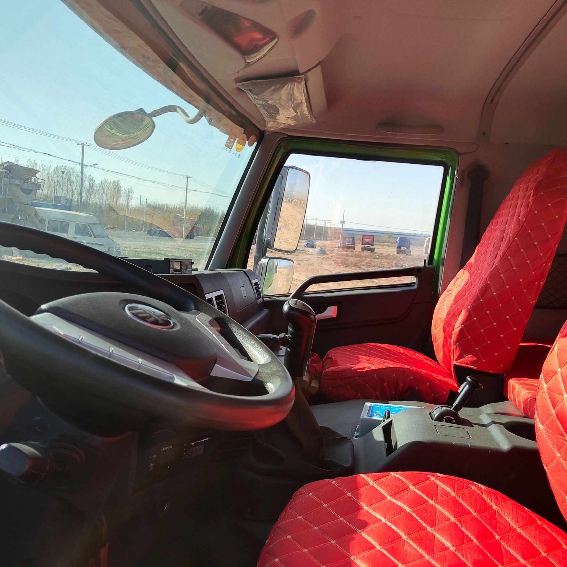 定金热销货 二手国五解放天v欧曼前四后八自卸车 环保渣土车