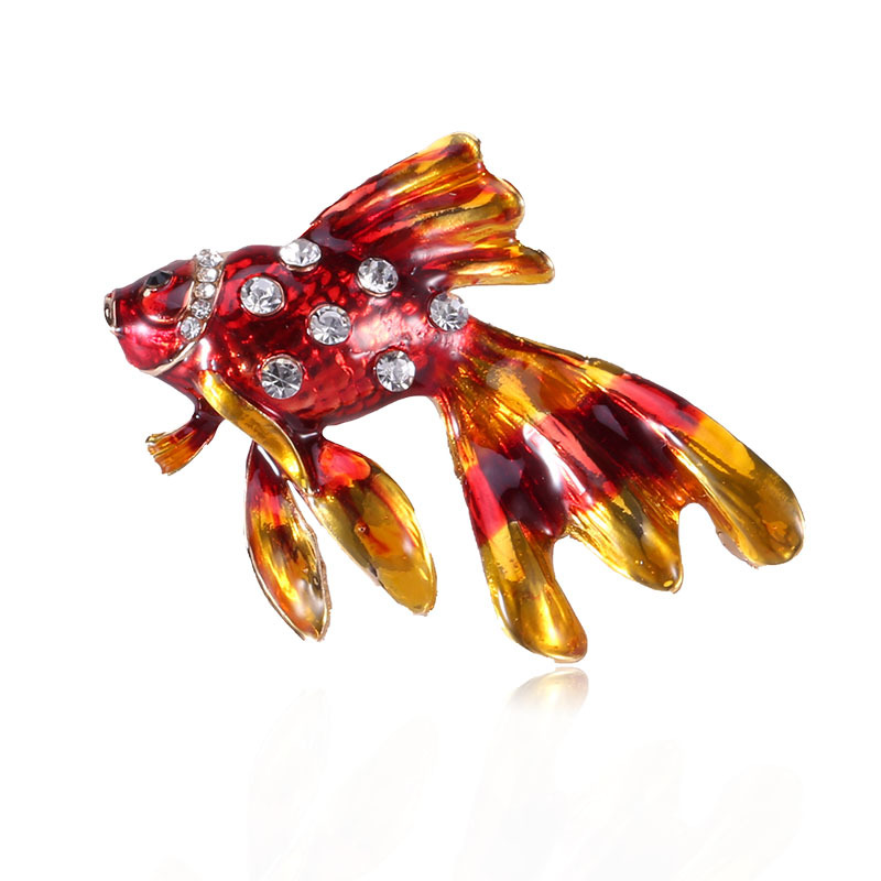 2019新款跨境热销款合金镶钻创意立体金鱼胸针 服饰配饰别针胸花