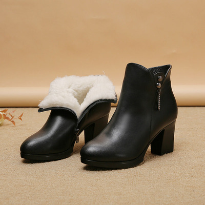 短靴全真牛皮全羊毛女冬季女防滑一体冬季皮毛粘胶鞋棉皮鞋通用棉