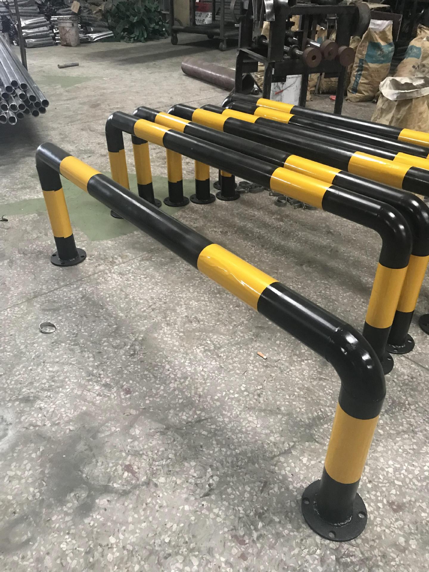 收费站 加油站防护栏柱 挡车杆 u型防护栏杆 反光护栏 批发