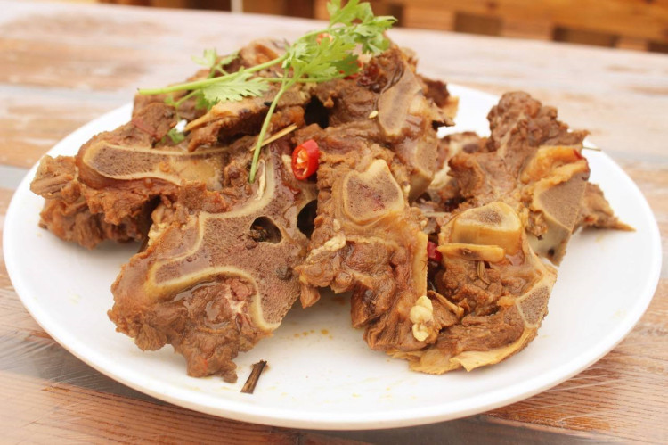 厂家直发牛脊椎骨带肉 黄牛牛蝎子熬汤火锅食材 内蒙牛脊骨冷冻