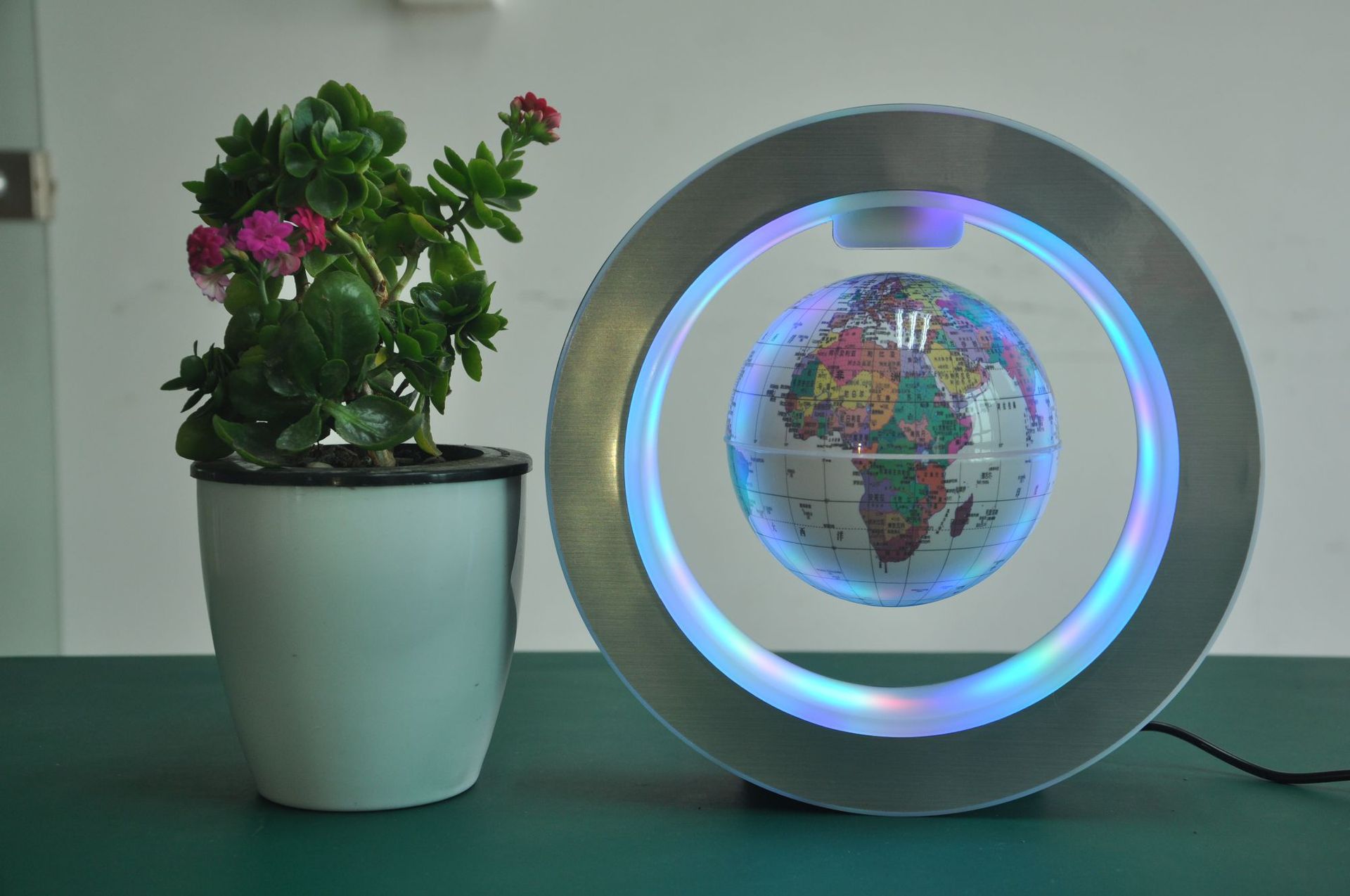 led圆形发光磁悬浮球工艺品发光桌面摆件可做自转球体发光可印log