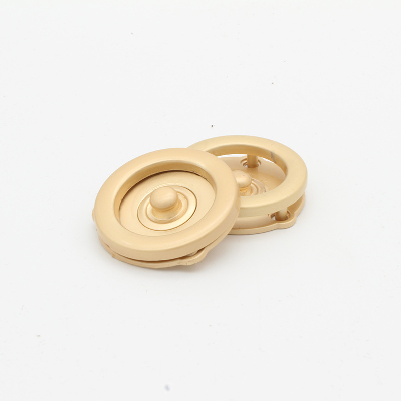 厂家直销圆圈合金四合扣 掀扣 毛呢大衣外套羽绒服锌合金装饰按扣