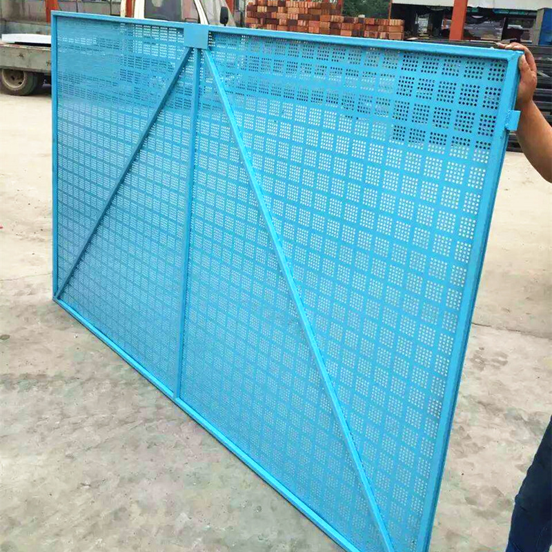 爬架网厂家直销高层施工脚手架防护网建筑外墙蓝色圆孔安全提升架