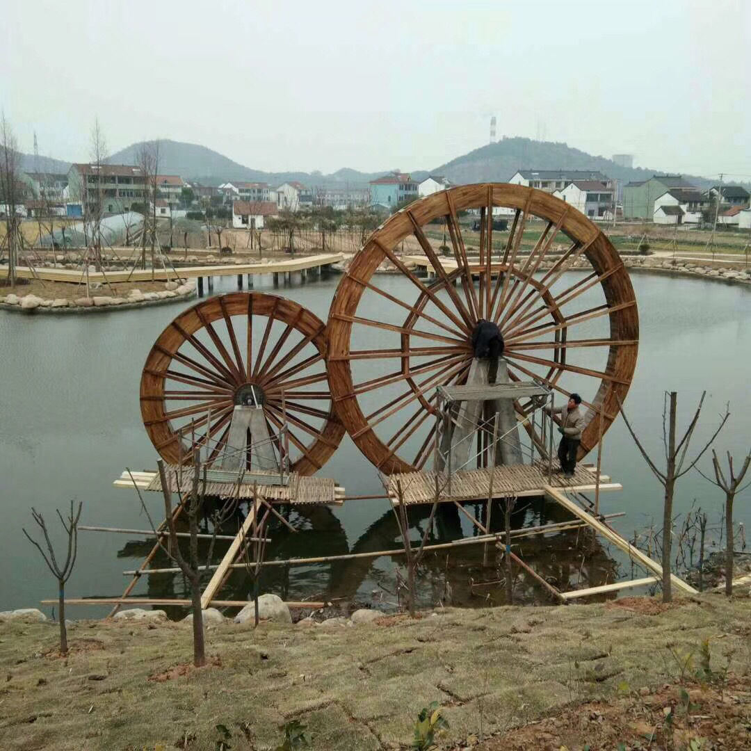 厂家定制户外花园大水车 景观脚踏木质水车 户外防腐木水车