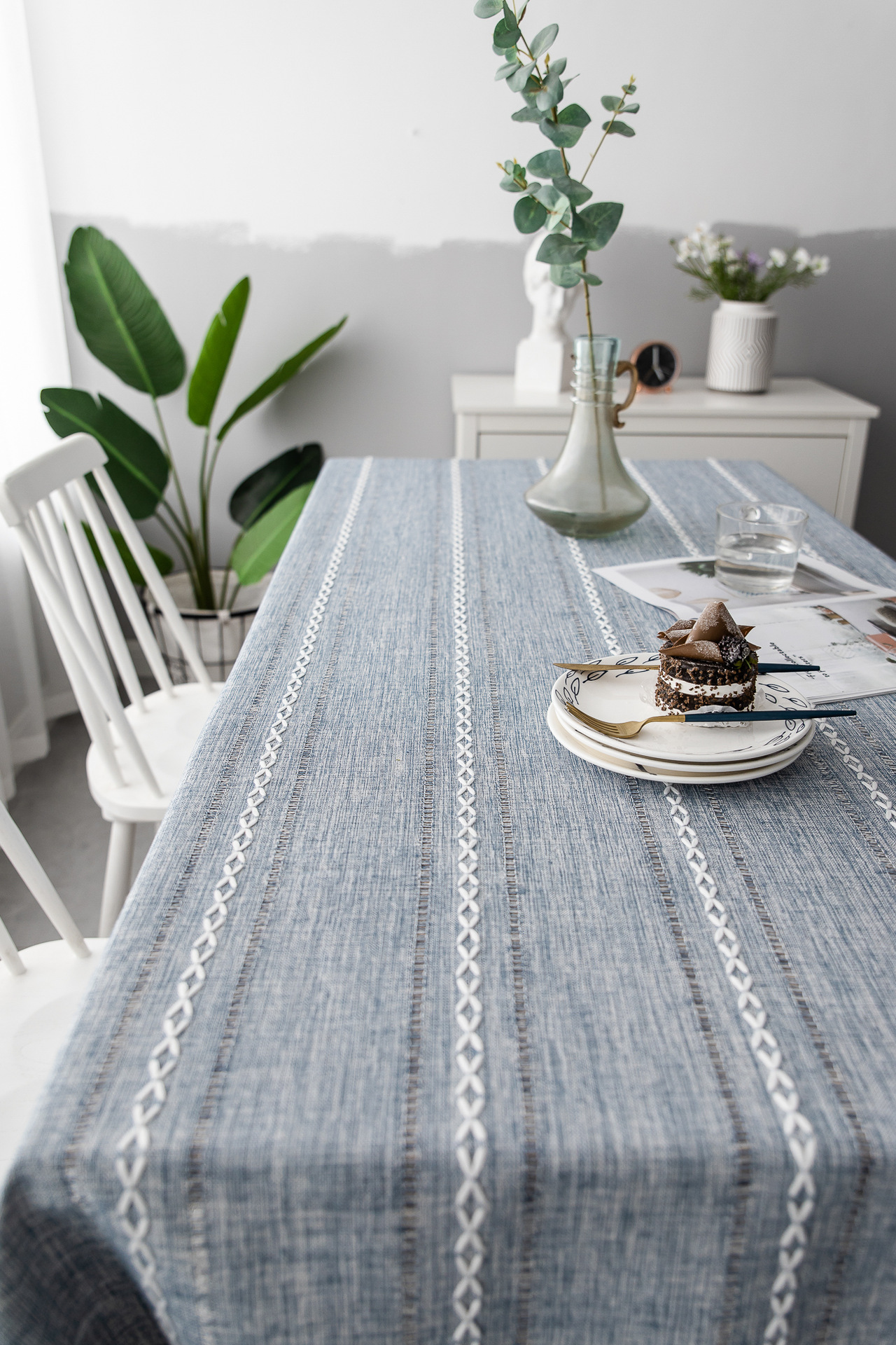 跨境国外爆款镂空纯色长条纹提花桌布圣诞节餐桌布台布茶几垫棉麻