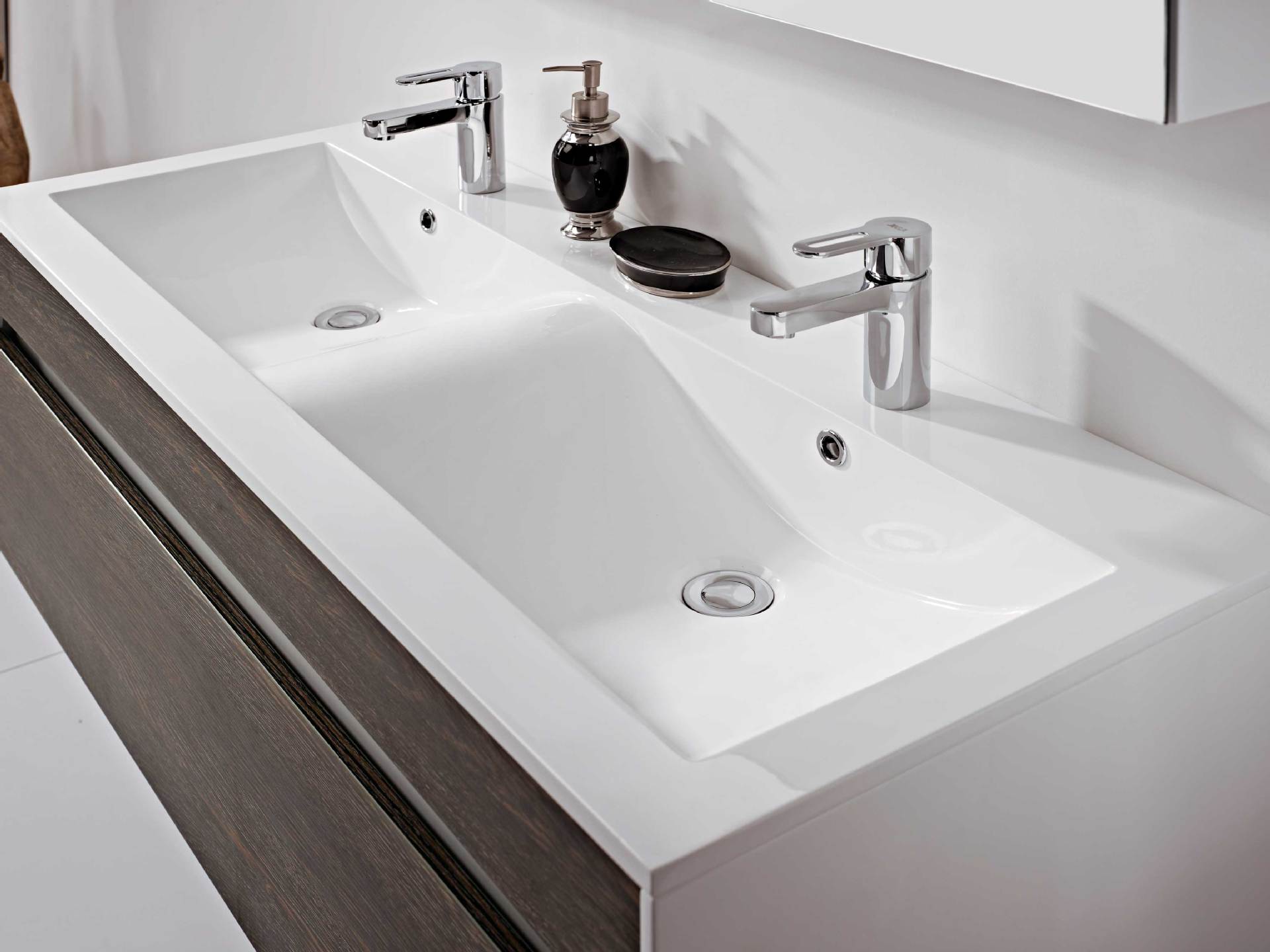 定制人造石大理石浴室台面台下盆纯白色亚克力树脂石酒店浴室台盆