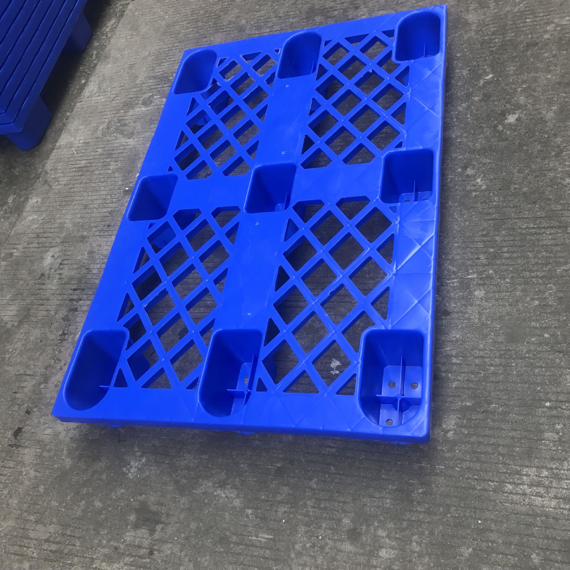 820*610*145瓷砖胶托盘 瓷砖厂防潮卡板 蓝色瓷砖塑料地台板