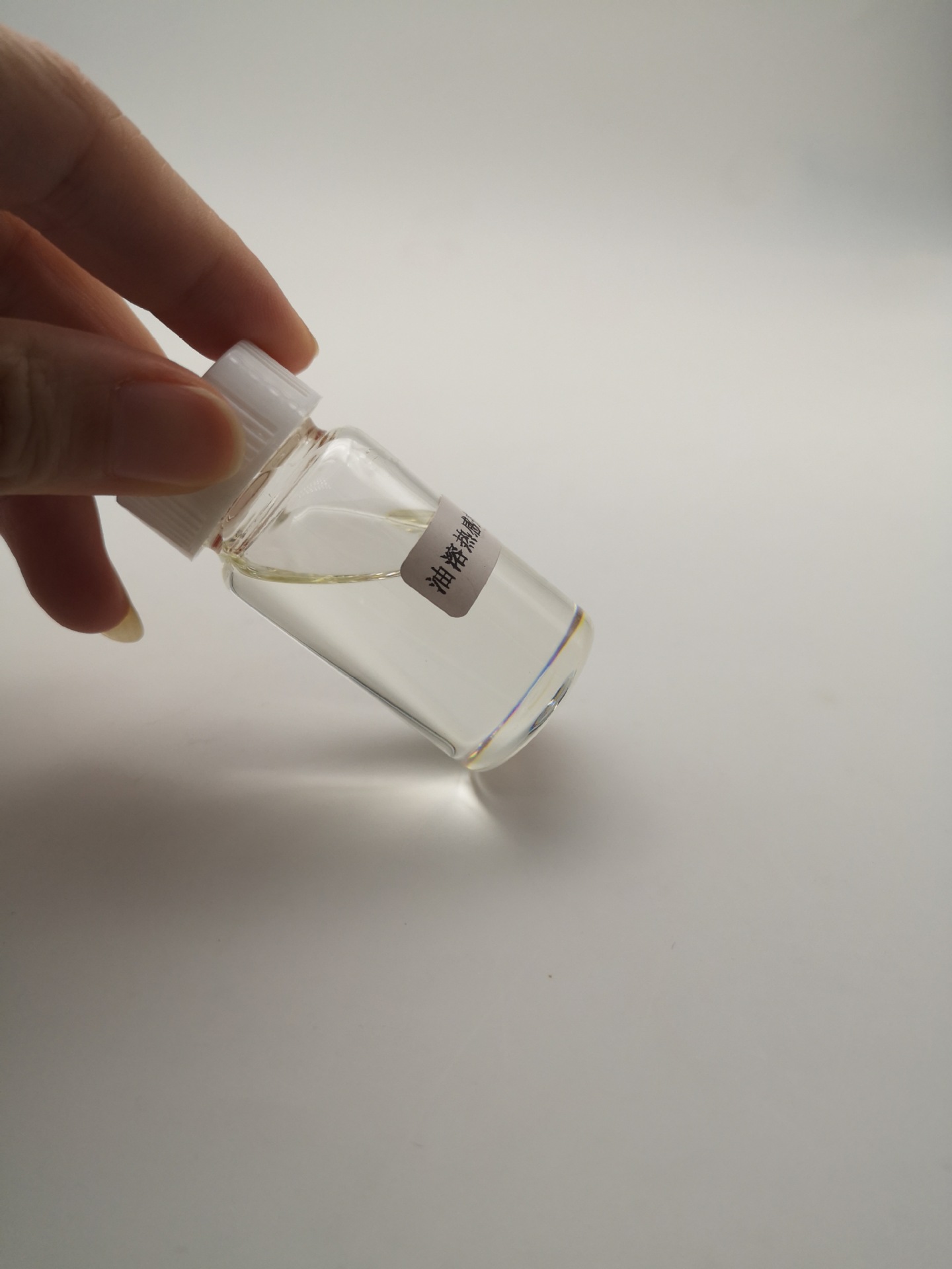 联兴香料厂家批发油溶发热剂香兰基丁醚99%含量热感剂香草醇丁醚