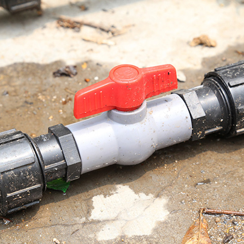 厂家直销pvc丝口球阀农业灌溉分片开关阀门滴灌喷灌用