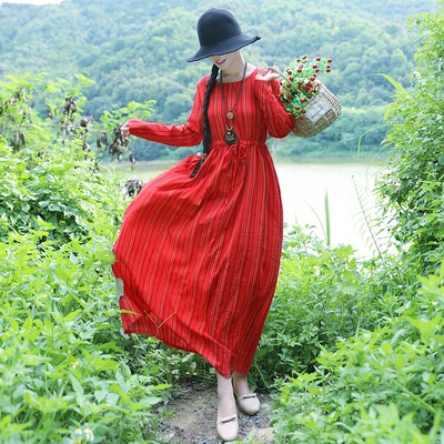 653#服装批发2019奇迹新款文艺范田园风圆领抽腰显瘦连衣裙长裙一