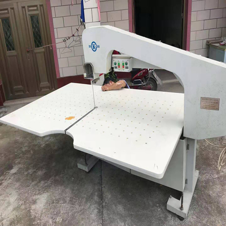 凯固龙门钢带机裁剪机切布机裁剪刀带刀钢带机气垫式台式环型刀