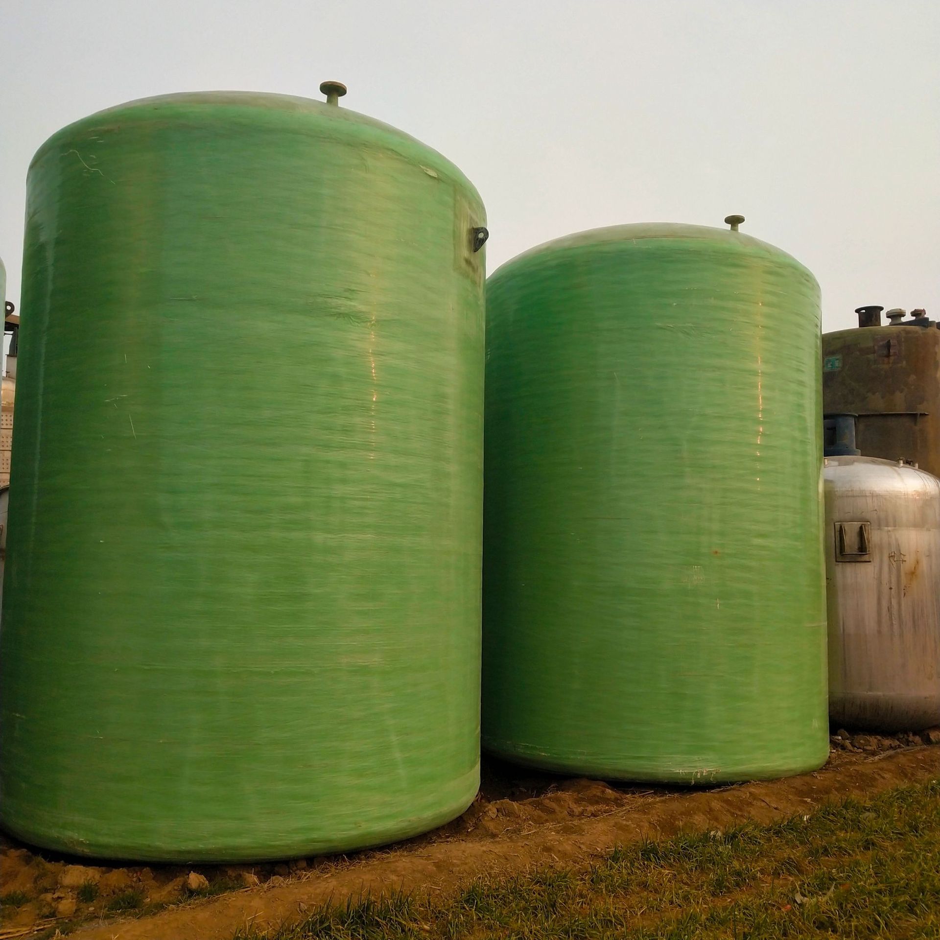 供应二手玻璃钢储罐 盐酸储罐 立式不锈钢储罐 304食品储罐