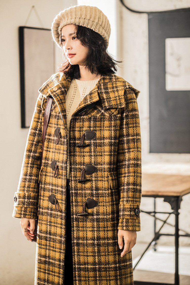 19秋冬日式学院百搭格子羊毛大衣牛角扣连帽中长款毛呢外套女7366