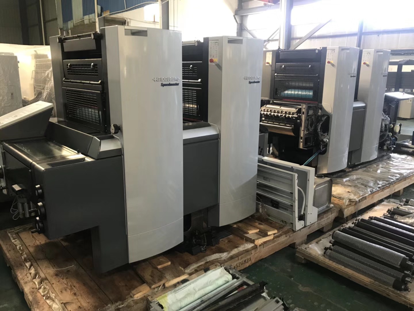 海德堡八开单色六开单色相似店铺>进入本店铺>厂房面积:2000加工方式