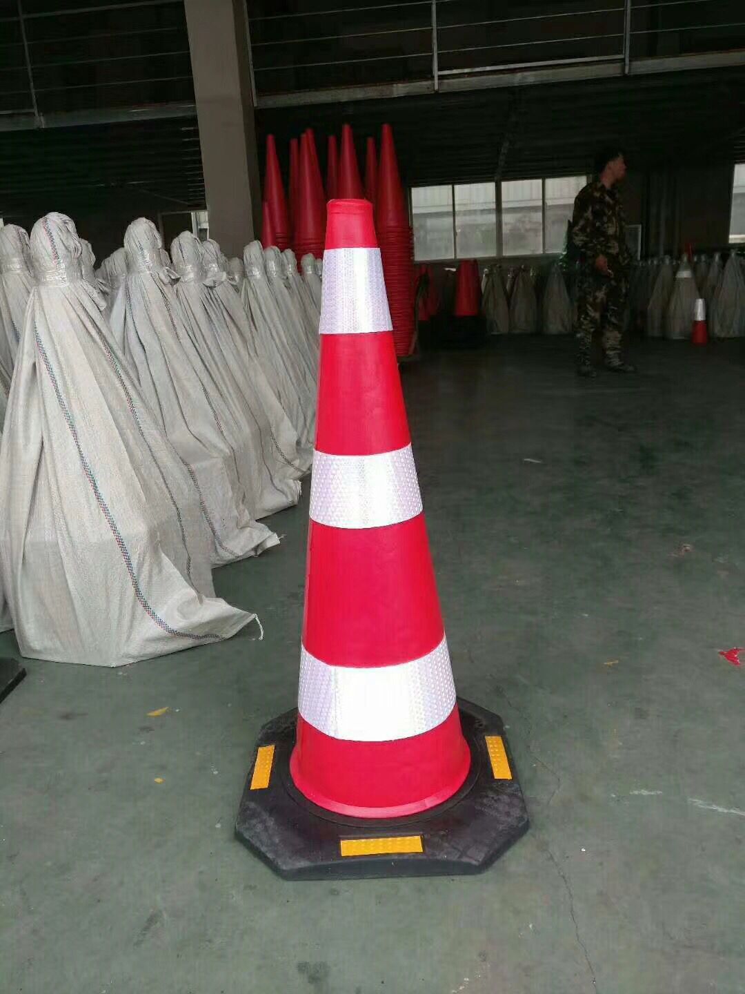 90cm路锥90高eva反光圆锥1米泡沫路锥道路警示路锥雪糕筒防撞方锥