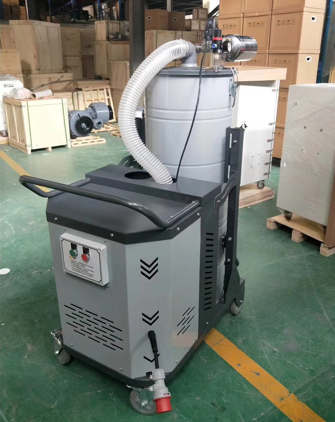 车间地面磨床铁屑粉尘吸尘器 木工机械木屑收集工业移动式吸尘器